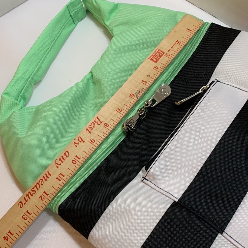 Joy Mangano cooler bag NEW. Zipper closure and one side zip pocket - Picture 5 of 7